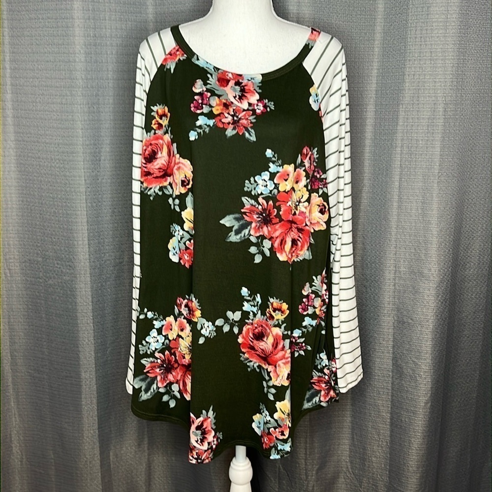 REBORN J GREEN STRIPED AND FLORAL LONG SLEEVED TSHIRT NEW